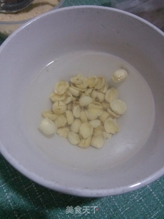 Lotus Seed Corn Pork Ribs Soup recipe