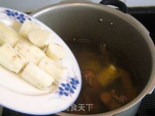 Chinese Yam and Mushroom Chicken Soup recipe