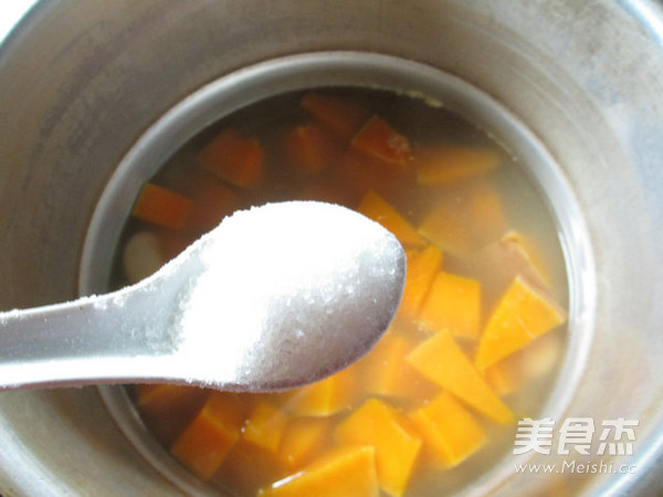 White Kidney Bean Pumpkin Soup recipe