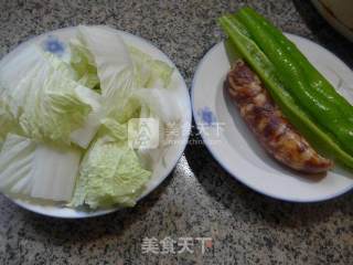 Stir-fried Cabbage with Hot Pepper and Spicy Sausage recipe