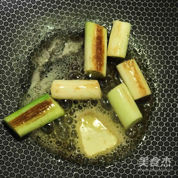 Grilled Sea Cucumber with Exclusive Milk Chives recipe