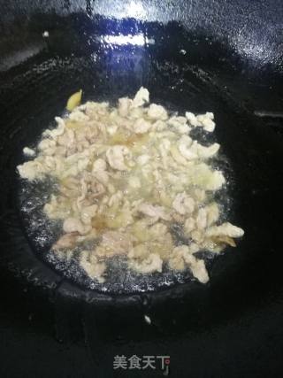 Stir-fried Pork with Shredded Carrots recipe