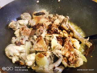 Chestnut Braised Chicken recipe