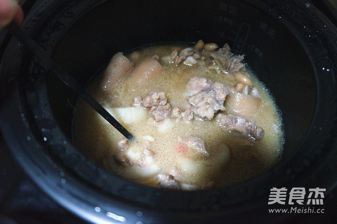 Peanut Stewed Pork Tail recipe