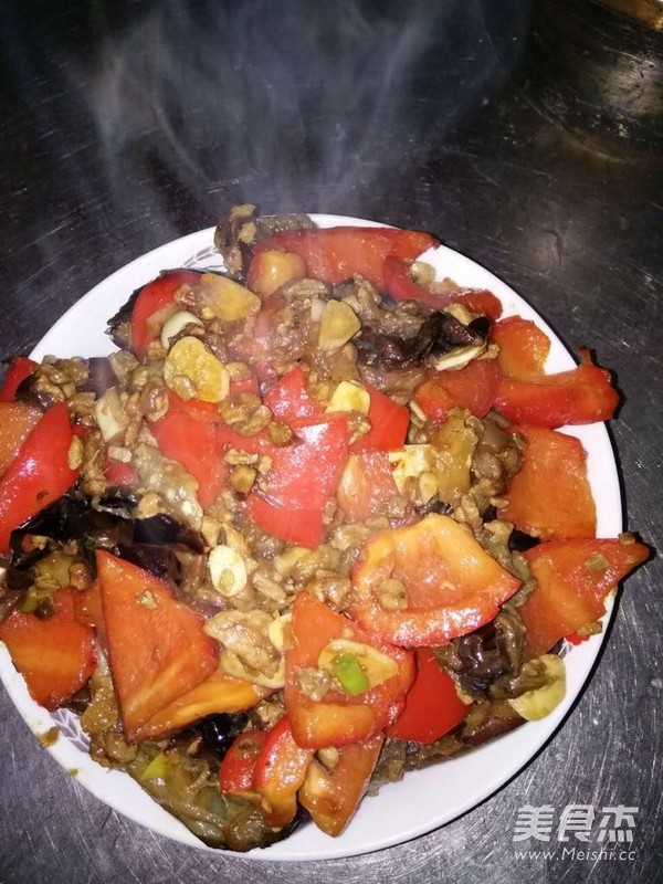 Braised Eggplant with Red Pepper recipe