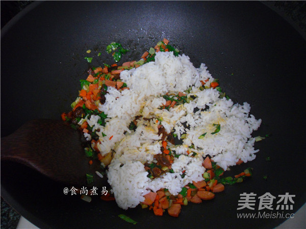 Fried Rice with Mushroom Sauce and Egg recipe