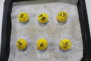 Potato Yolk Crisp recipe