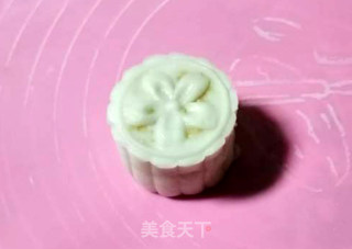 Saqima Snowy Mooncakes recipe