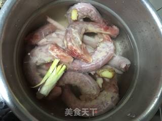 Spicy Chicken Neck Chicken Feet recipe