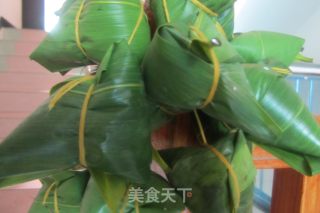 Dragon Boat Festival on The Fifth Day of May ------ Learn to Make Glutinous Rice and Red Bean Dumplings recipe