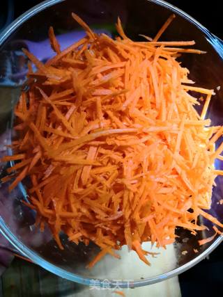 Shredded Carrots in Oyster Sauce~ recipe