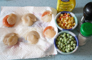 [fried Scallops with Sweet Pea Puree] recipe