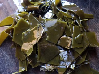 Black-eyed Kelp and Winter Melon Soup recipe