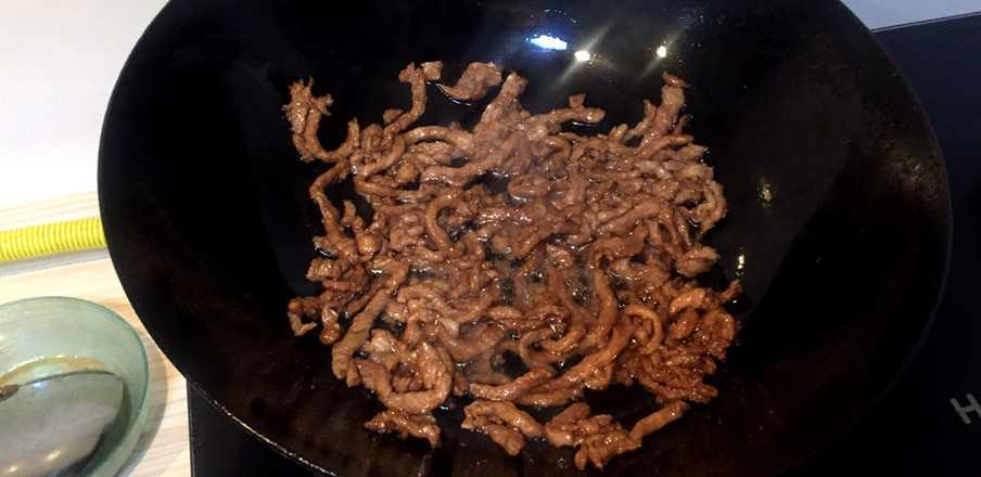 Stir-fried Pork with Lentils recipe