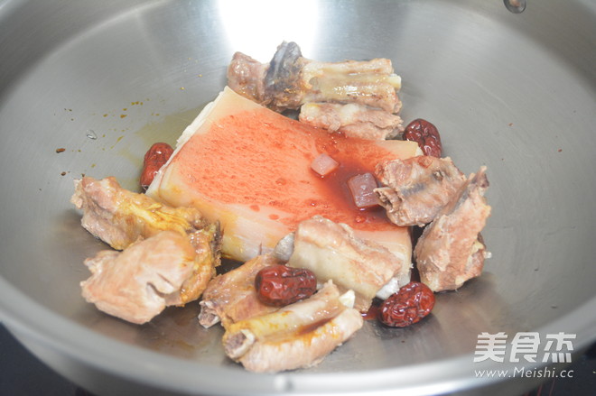 Pork Ribs and Red Dates Braised Pork recipe