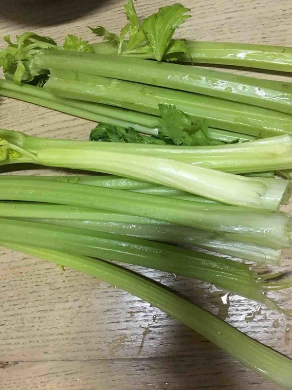 Beef and Celery Stuffed Buns recipe