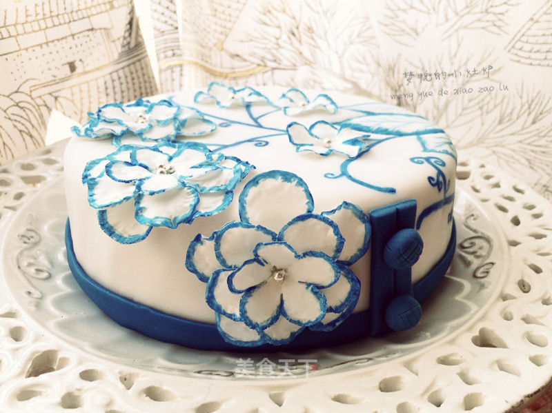 Blue and White Fondant Cake recipe