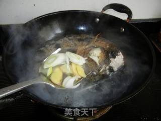 Mushroom and Cabbage Fish Head Soup recipe