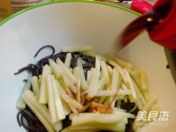 Cucumber with Fern Root Powder recipe