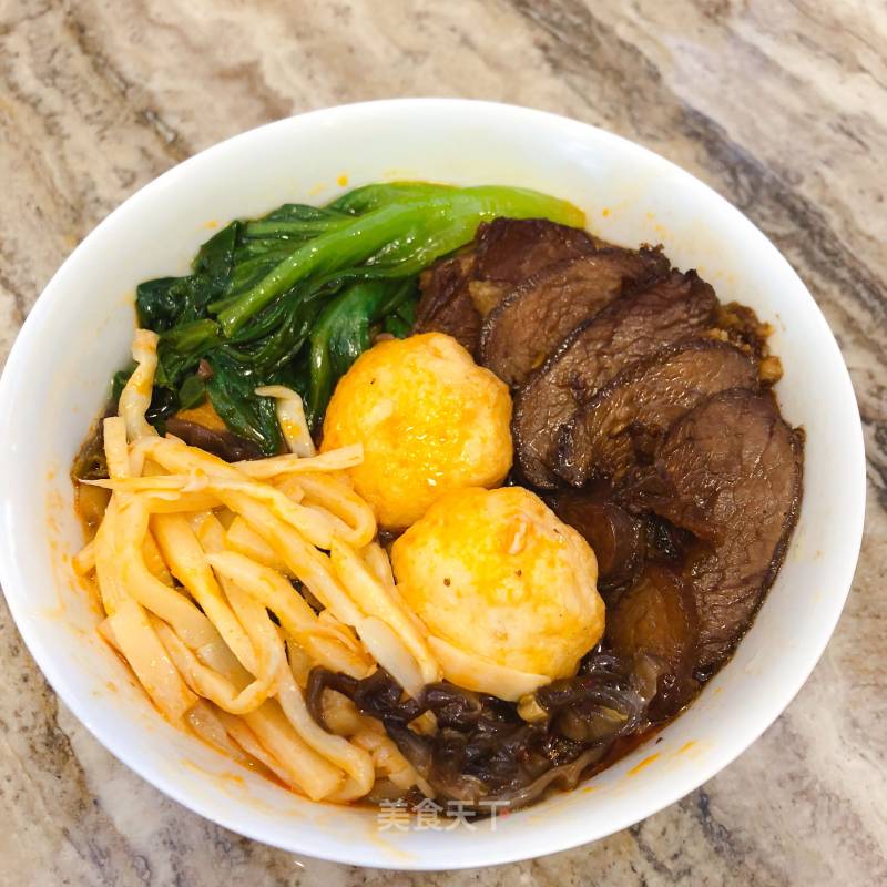 Hot and Sour Beef Guilin Rice Noodles