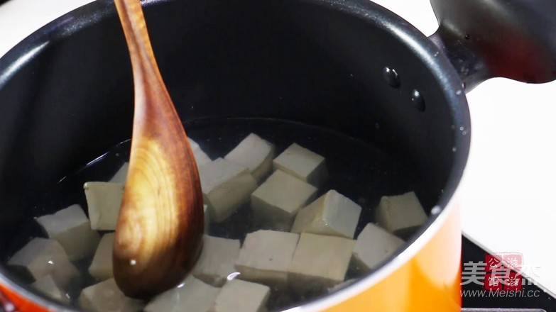 Three Fresh Tofu Pork Soup recipe