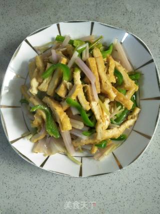 Fried Tofu with Celery recipe