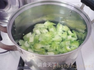 Bitter Gourd with Pepper Sauce recipe