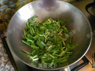 Stir-fried Abalone with Leek recipe