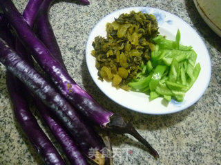 Stir-fried Eggplant with Sauerkraut recipe