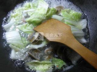 Cabbage and Clam Soup with Vermicelli recipe