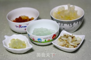 Peach Gum Soap Jelly, Mi Xueyan, Tremella Lily Soup recipe