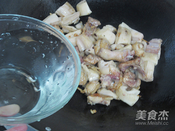 Stewed Chicken with Lotus Root recipe