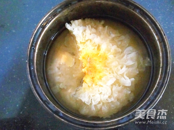 Pumpkin, Wolfberry and White Fungus Soup recipe