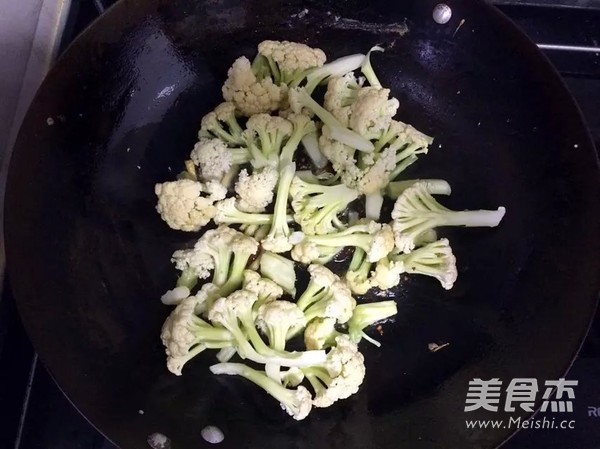 Cauliflower with Sausage recipe