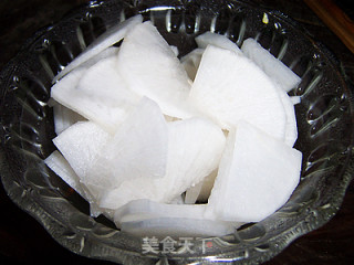 A Good Partner for Autumn Food Supplements---roasted Pork Belly with Radish recipe