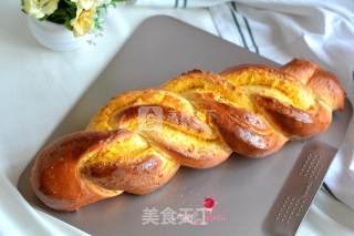 #aca烤明星大赛#carrot Cheese Twist Bread recipe