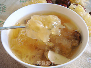 Tremella Lily and Sydney Soup recipe