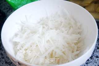 Radish Sticks Vermicelli Soup recipe