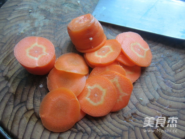 Carrot Slices with Sesame Oil recipe