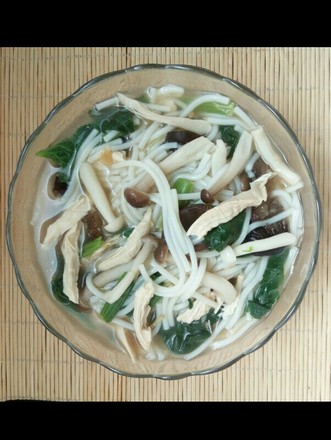Chicken and Mushroom Rice Noodles recipe
