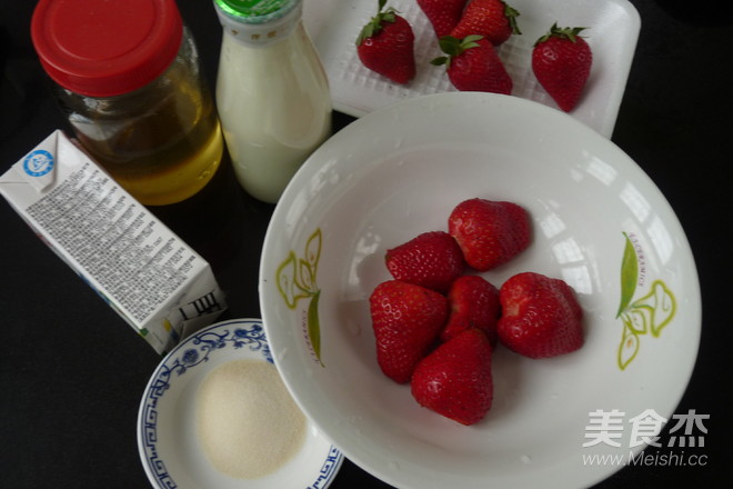 Strawberry Yogurt Pudding recipe