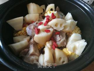 Casserole Corn Lotus Root Big Bone Soup recipe