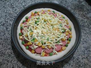 Ham Pizza with Green Beans and Corn Grains recipe