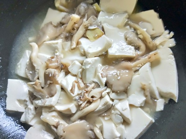Mushroom Tofu Soup recipe