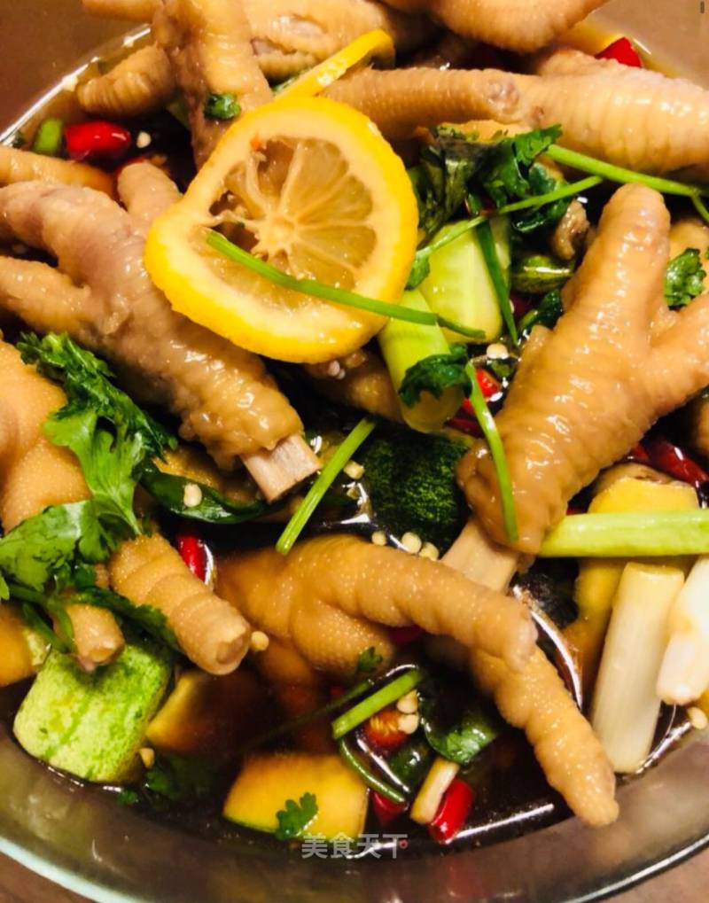 Net Red Hot and Sour Chicken Feet recipe