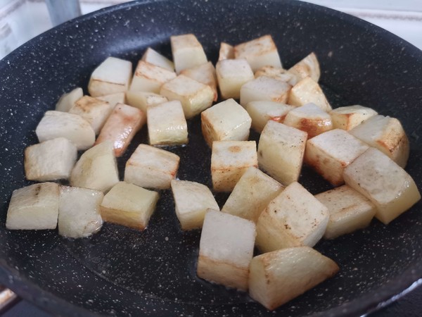 Home-style Stir-fry-three Fresh Vegetables with Less Oil recipe