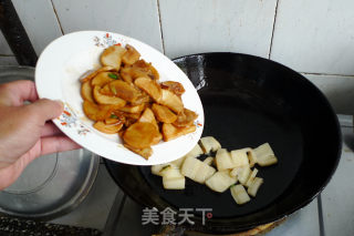 Braised King Pleurotus with Sauce recipe