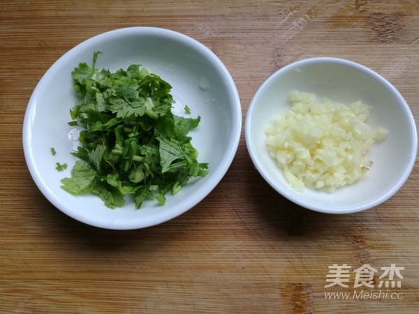 Garlic Chopped Pepper Lotus Root Slices recipe