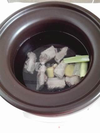 Lotus Root Pork Ribs Soup recipe