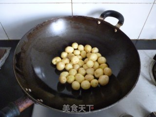 Braised Baby Potatoes in Oil recipe